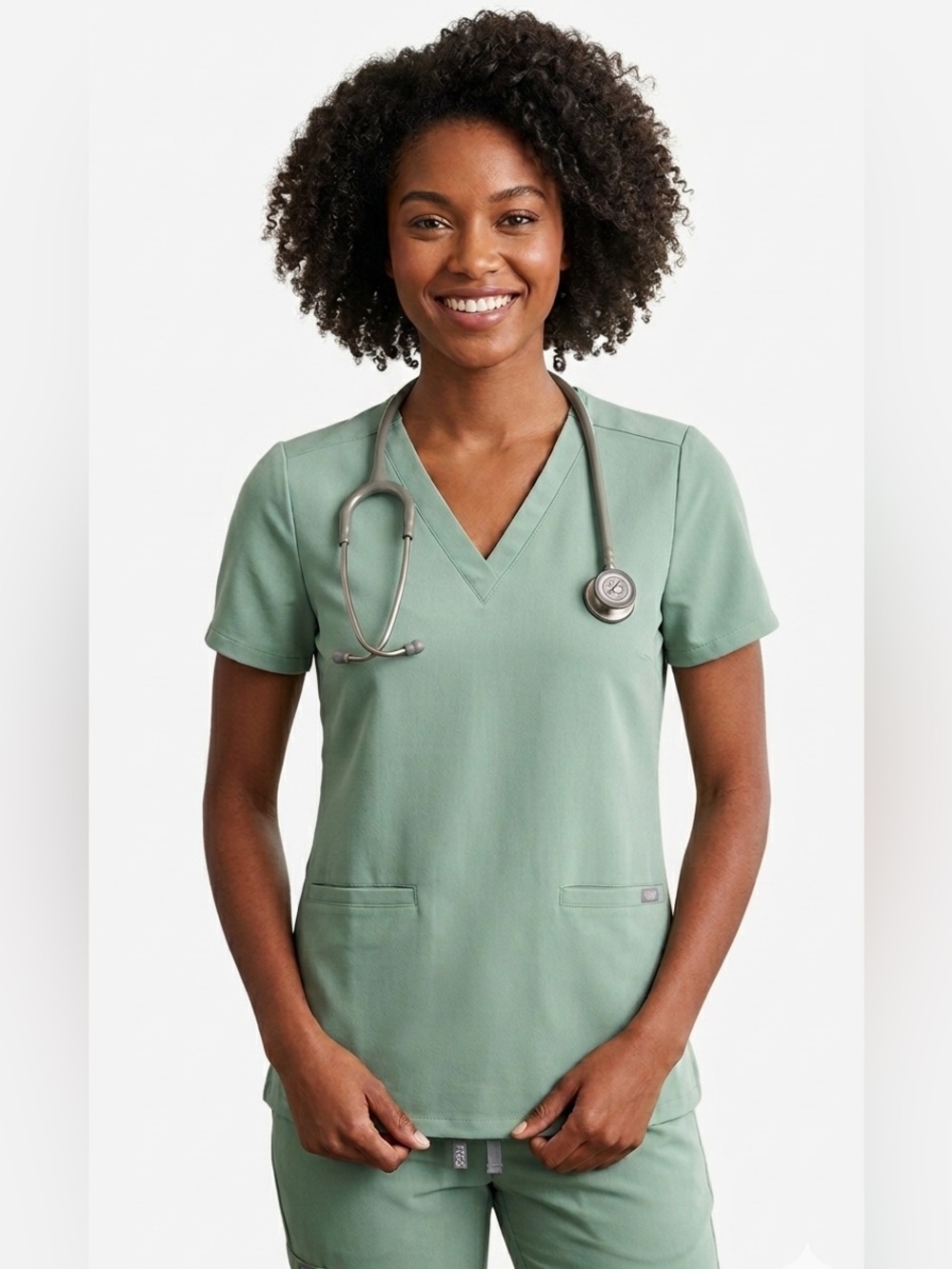 LIKE NEW Figs Casma Three-Pocket Scrub Top in JADE